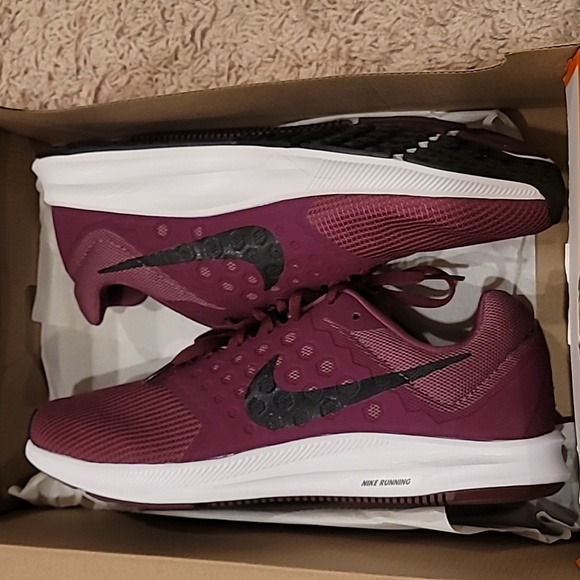 Nike Downshifter 7 Running Shoe - Picture 2 of 7